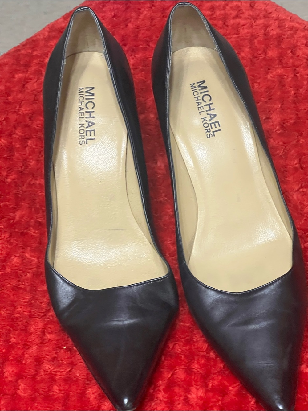 MICHAEL Michael Kors Black Pointed-Toe Leather Pumps
